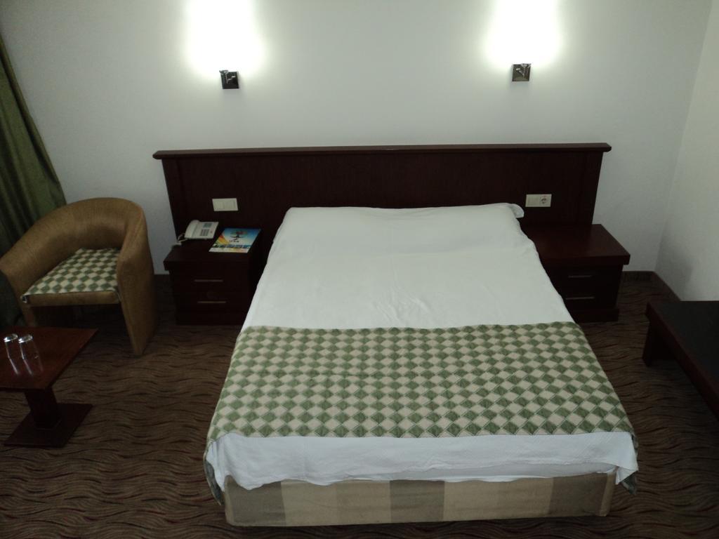 Izethan Hotel Muğla Bilik gambar